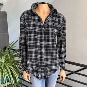 Mult. Sizes - NWT Miami of Francesca's Black & White Plaid Frayed Hem Flannel